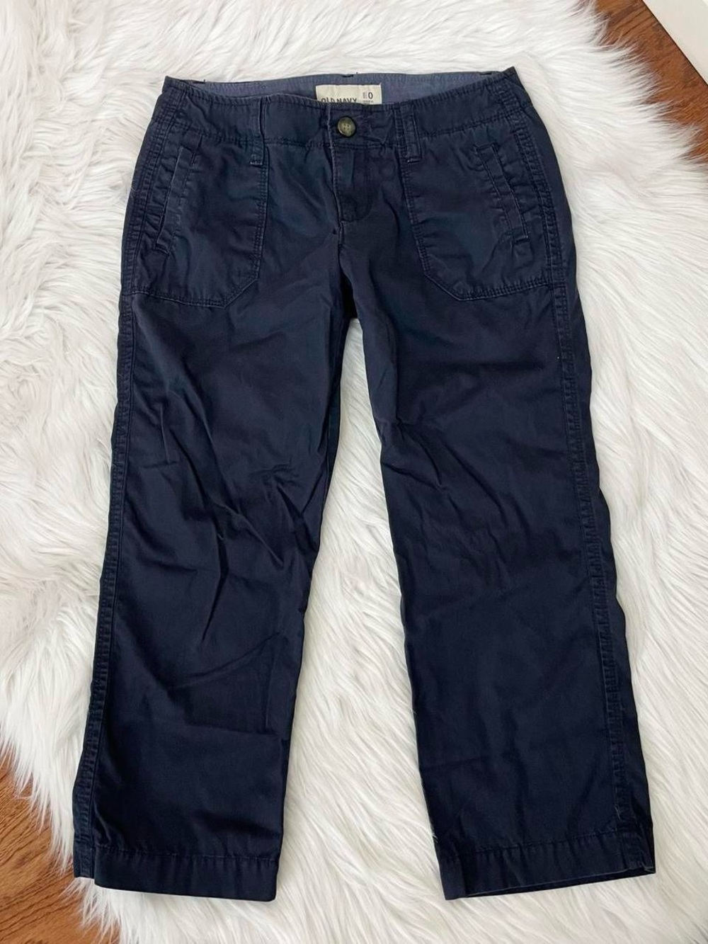 Vintage Y2K cargo capri pants by Old Navy